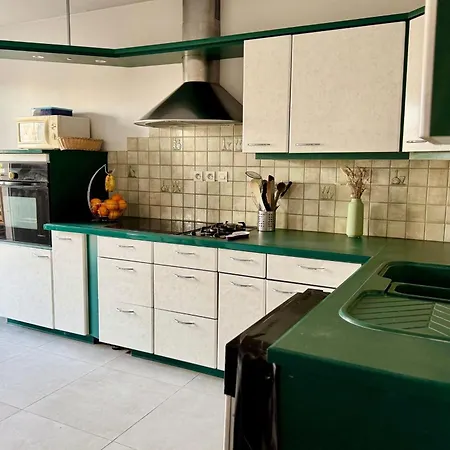 Spacious With Balcony Apartment