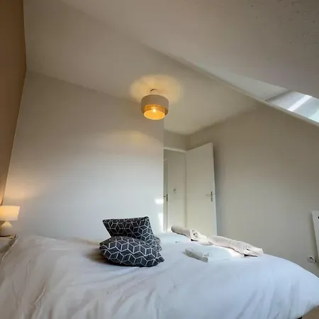 Lejlighed Spacious With Balcony *